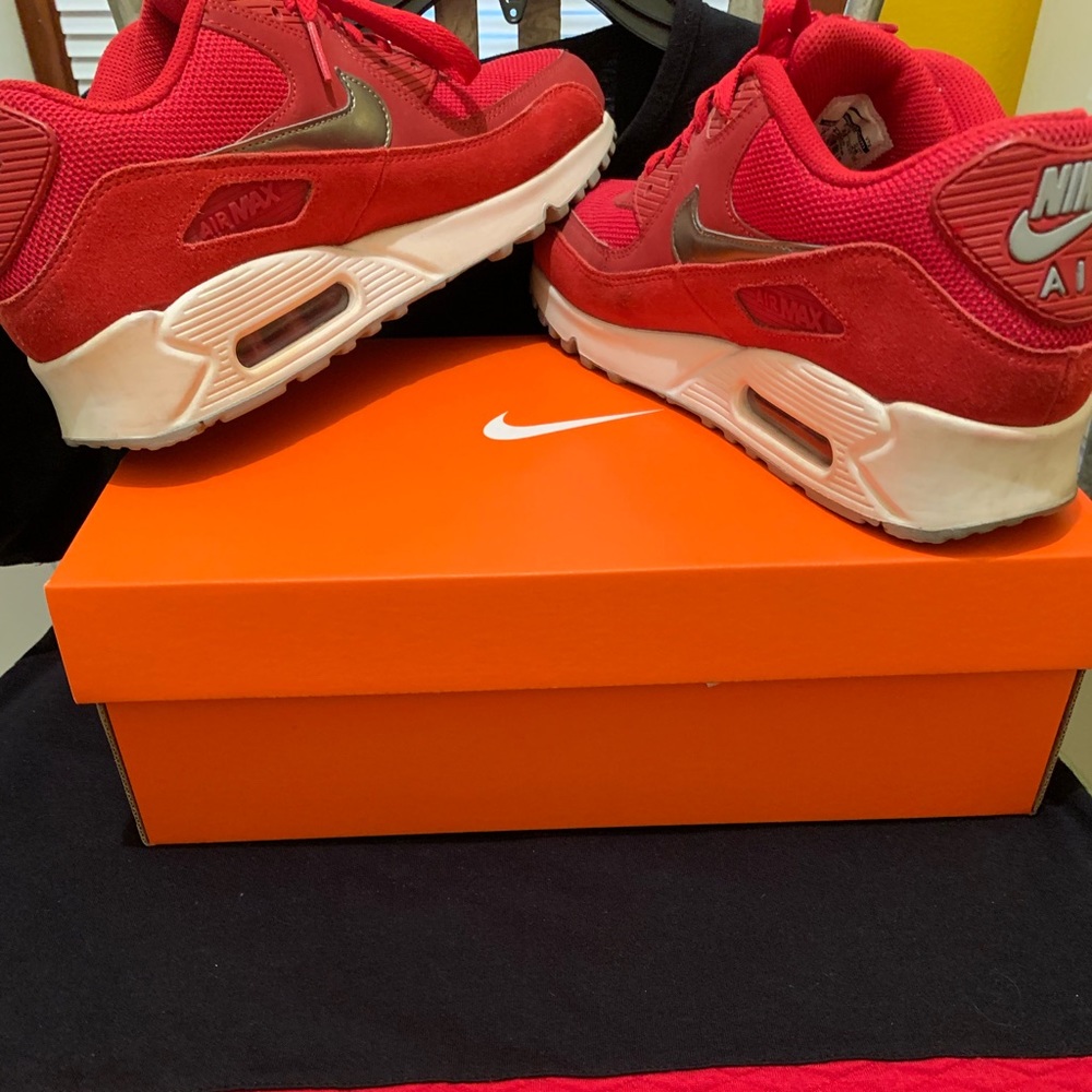 Super stylish red Nike air max - Picture 6 of 6